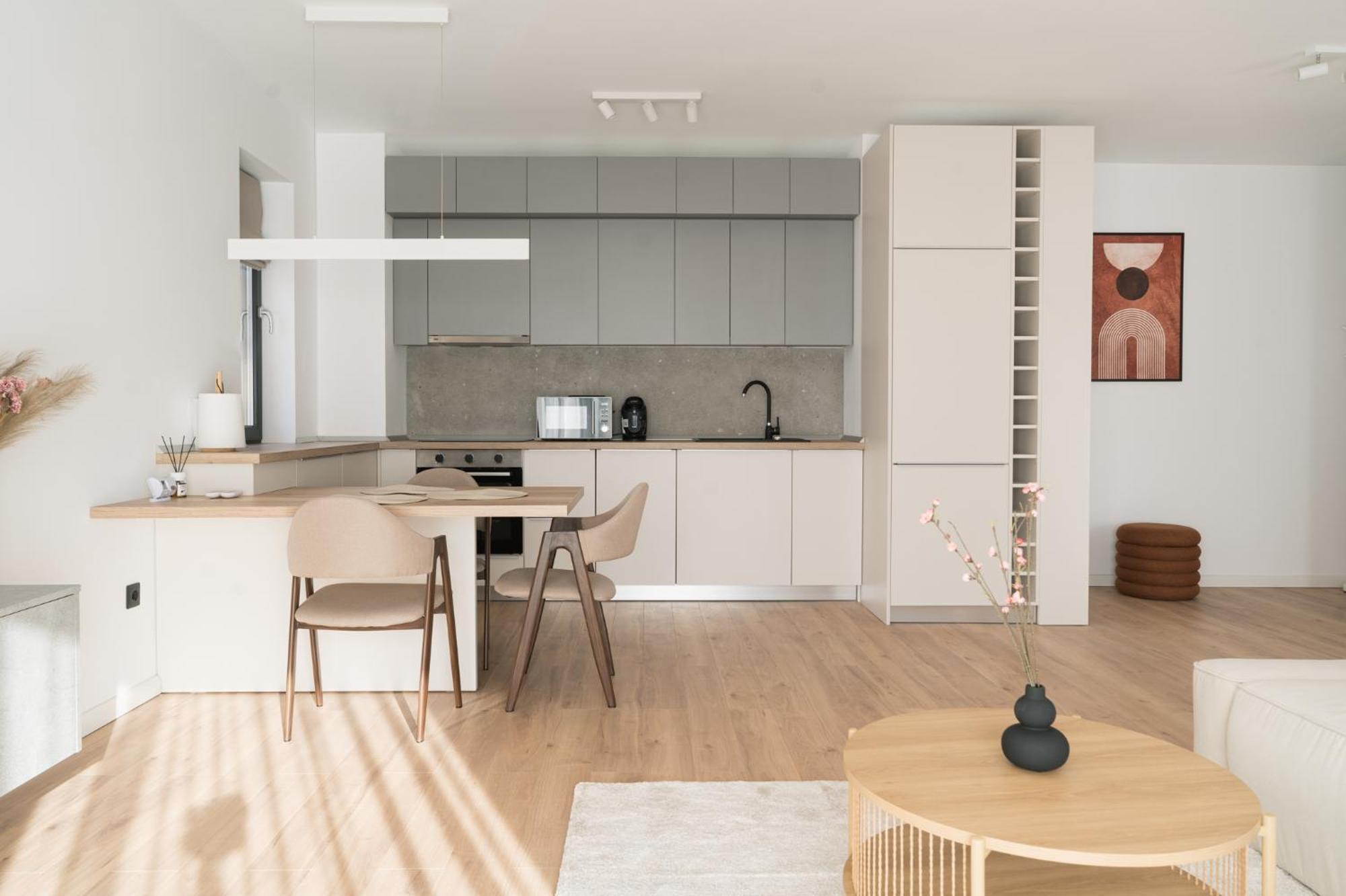 Flow Apartment 1 Bedroom With Parking 클루지나포카 외부 사진